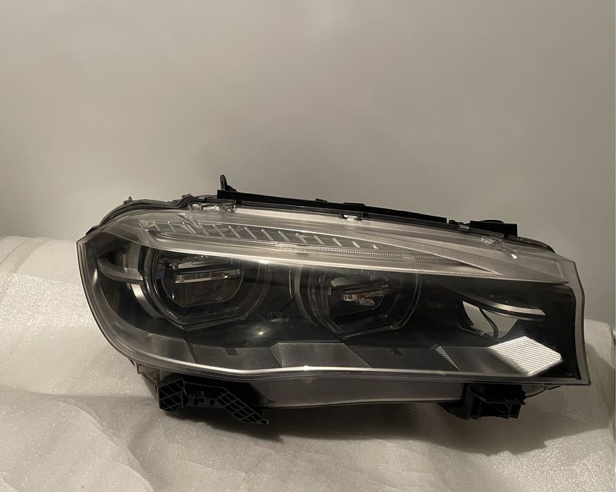 Far dreapta Bmw X5 X6 F15 F16 Full led Adaptiv