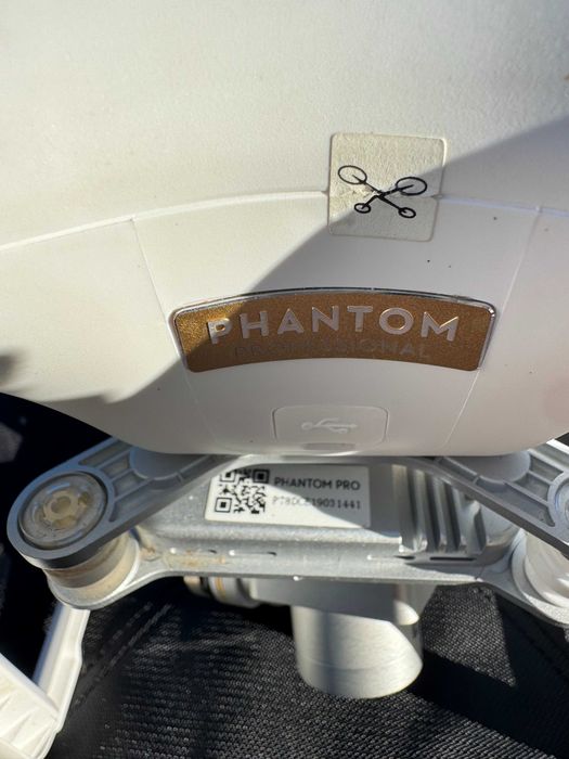 DJI phantom proffesional 3