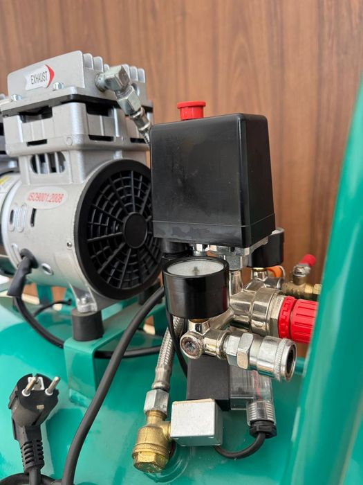 Компрессор компирессор компрессир Kompressor