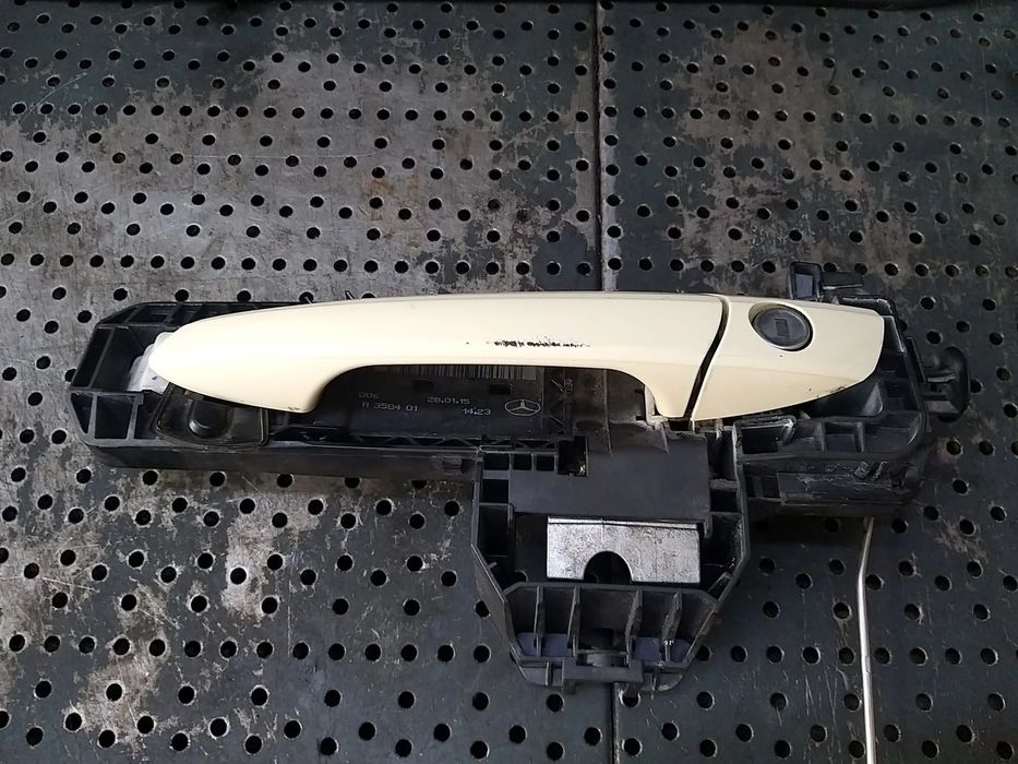 Maner usa stanga fata mercedes b class w246 a2047601534