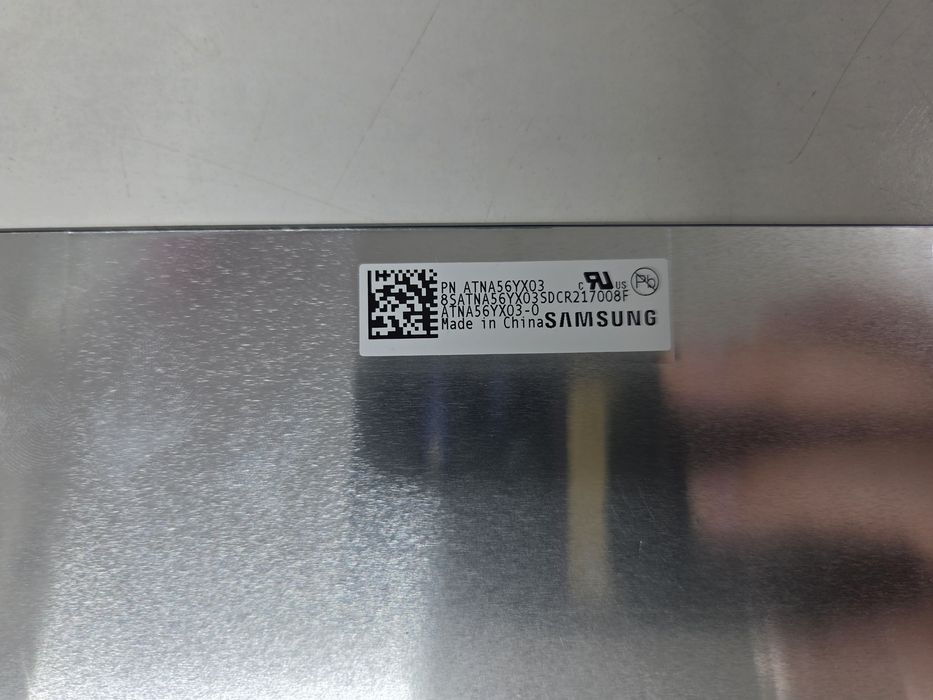 Матрица AM-OLED 15,6-дюймовая