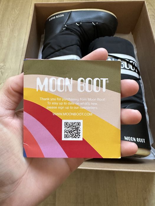 Icon Black MoonBoots