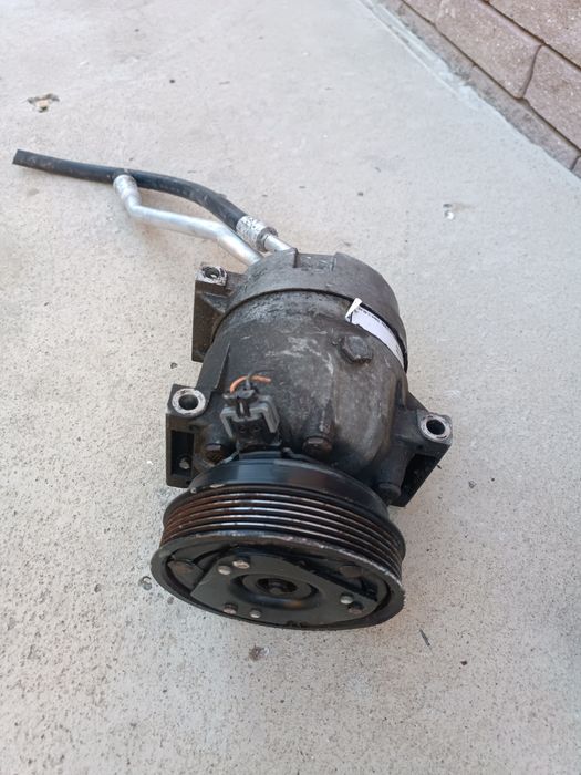 Копрессор ларгус.