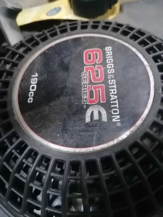 Палцова косачка Eurosystems M 85 Briggs & Stratton