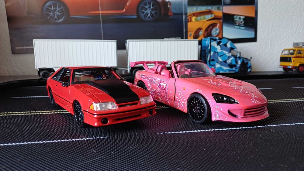 Мащабни модели коли 1:24 / Jada Honda S2000 / Maisto Ford Mustang