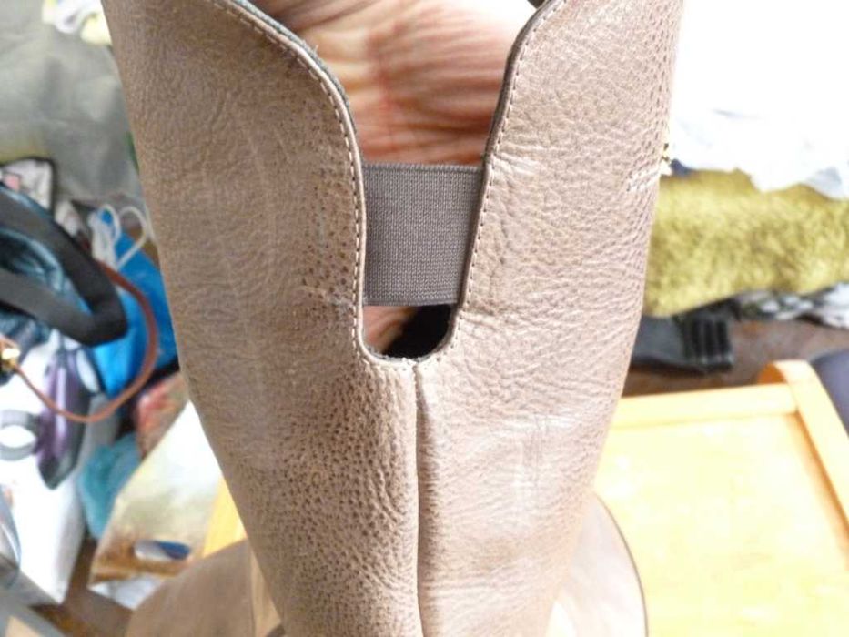 Ботуши от естествена кожа със скрита платформа