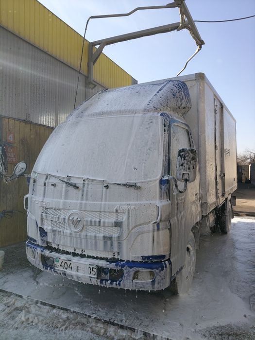 Вывоз мусора с гручиком машина