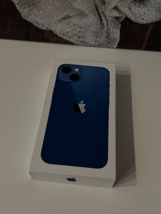 iPhone 13 , 256гб