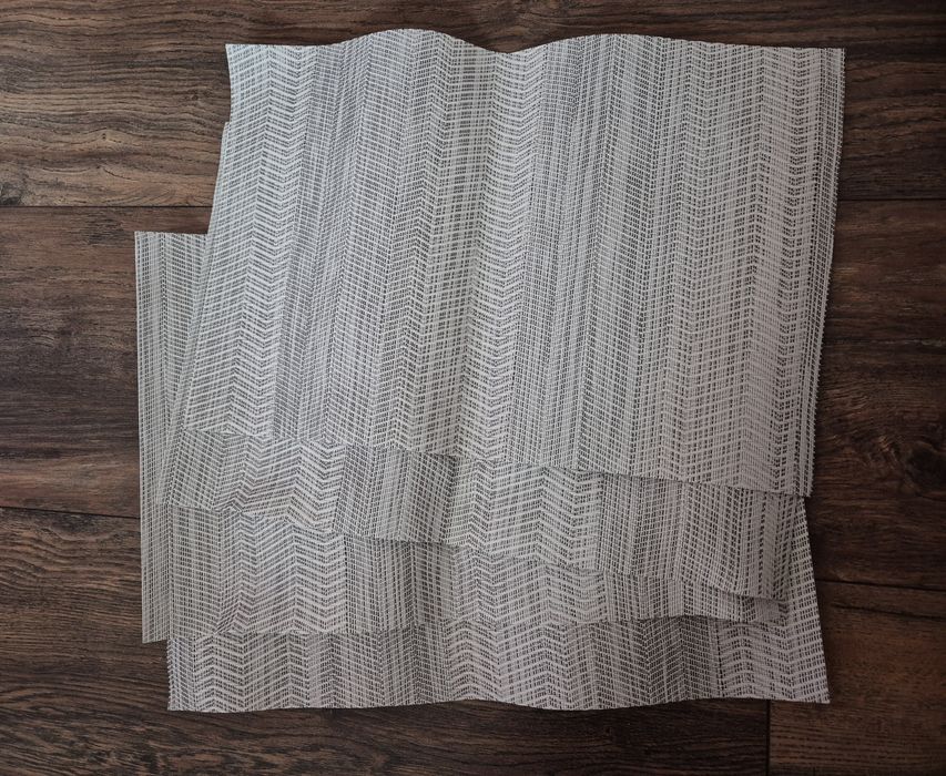 Двулицева подложка за сервиране в красив сив цвят 4бр.