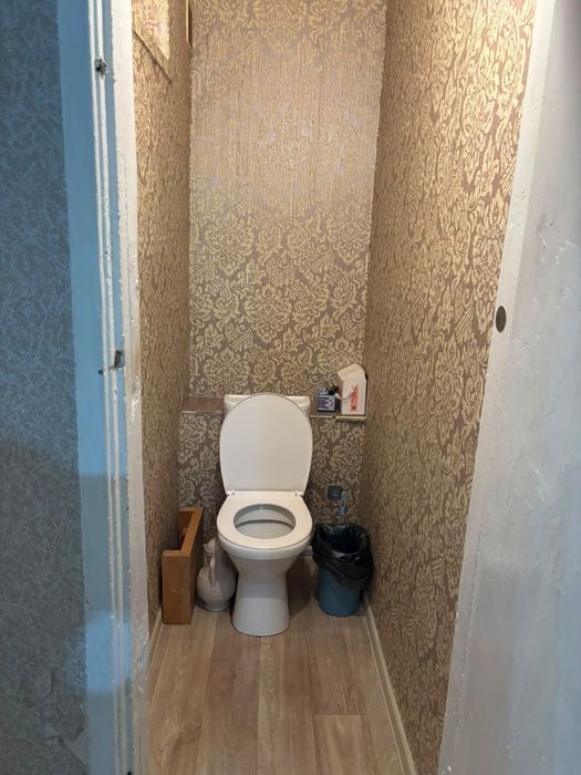Продаётся 2 комн Пединститут 67м