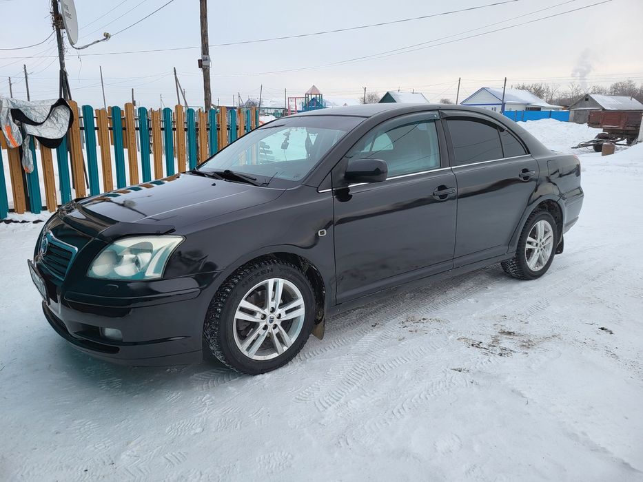 Продам таёту авенсис 2005 год