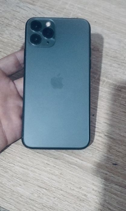 Iphone 11 pro green