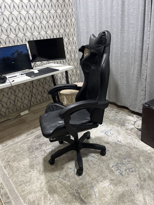 Компьютерное кресло