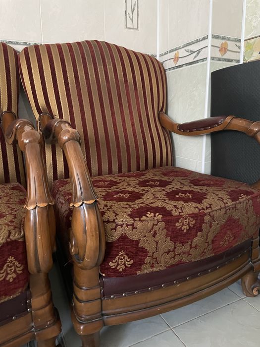 Продам два кресла СРОЧНО