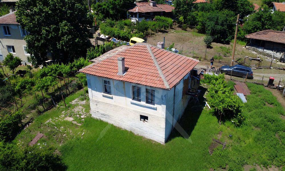 Двуетажна къща в с.Вършило! 106664