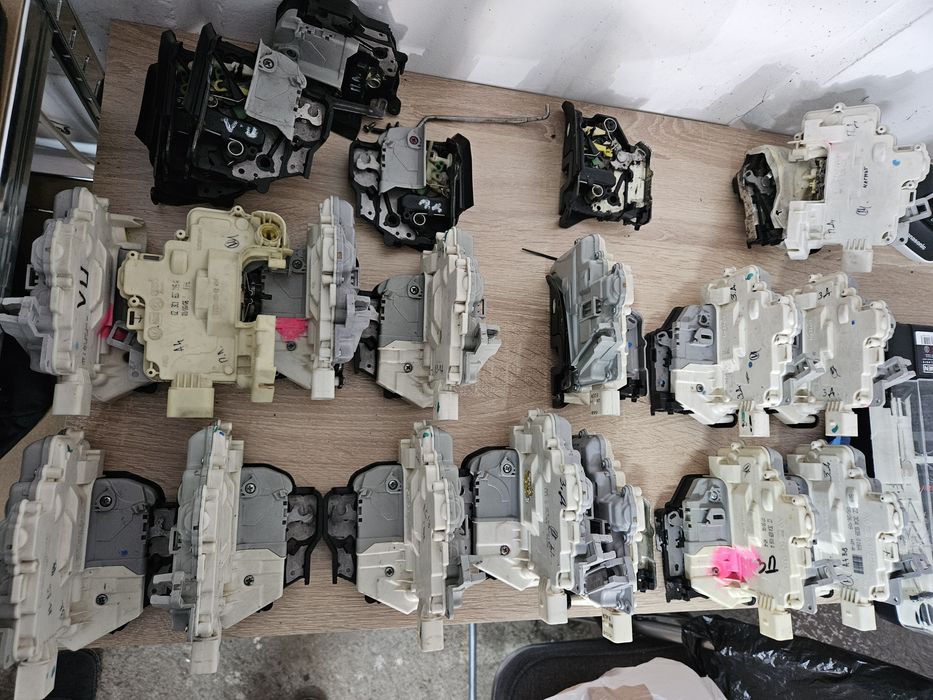 Ремонт брави Ауди / AUDI A3 / A4/A5/A6 /Q5/ WV PASSAT/ SEAT