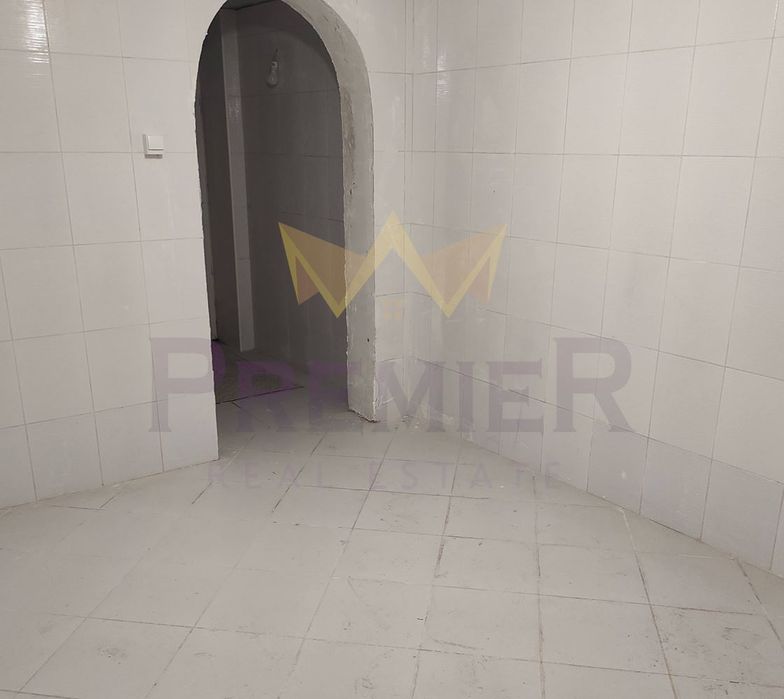 Продава се Магазин в Варна, Колхозен пазар - 108 кв.м за 649 €/кв.м - Снимка #3