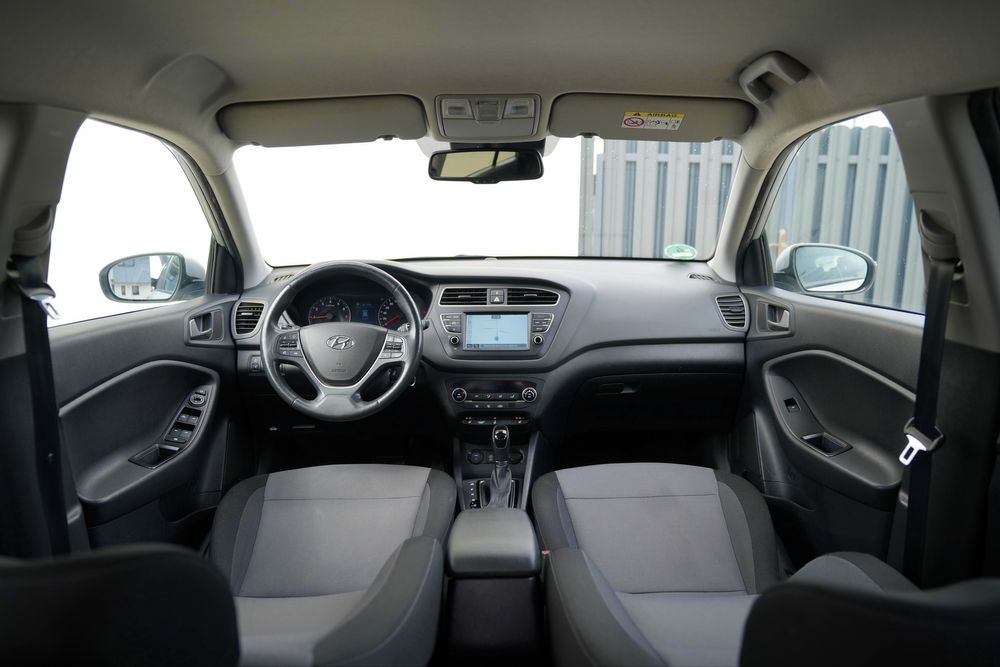 ‼️Hyundai i20 ACTIVE/2019/ AUTOMAT/ 1.0 T-GDI 101 cp/ Euro 6( incalzire volan, scaune,lane assist, Navi) 180.000 km REALI / istoric complet Germania‼️