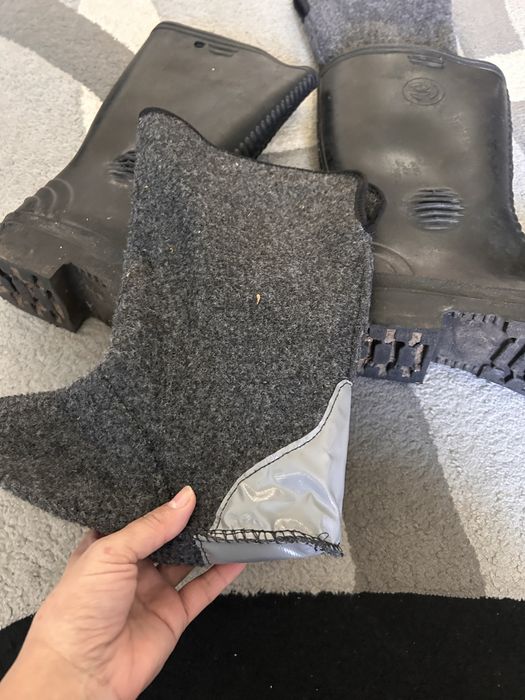 Продам резиновые сапоги