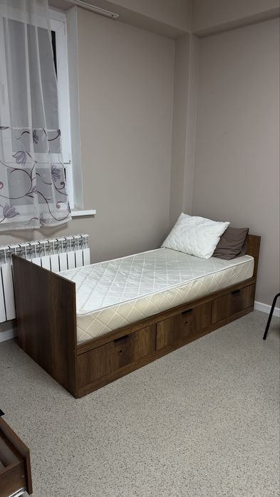 Кровать, есть 60 шт