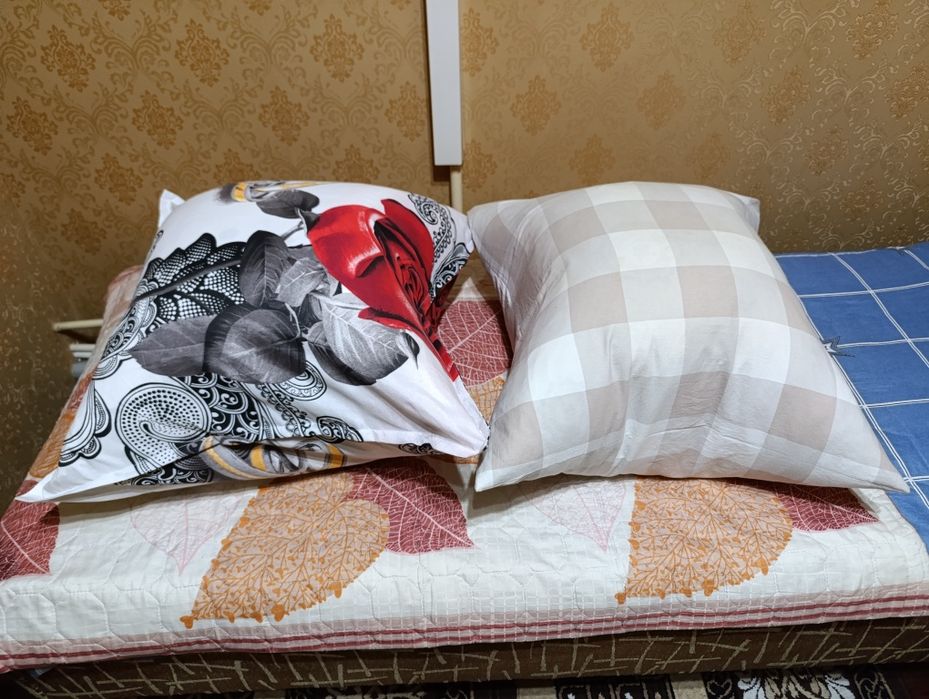 Продаются шерстяные одеяла и пуховые подушки