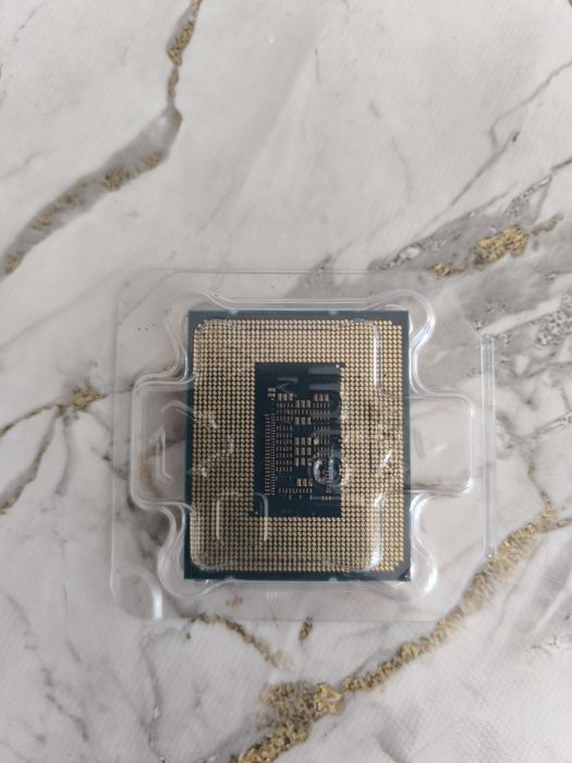 Процессор i5 12400f