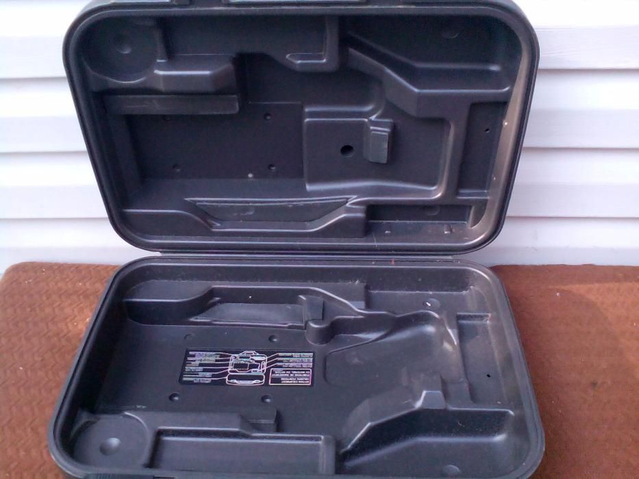 Фирменный кейс-чемодан для видеокамеры HITACHI