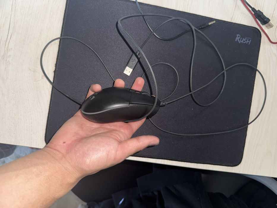 Мышка Logitech102