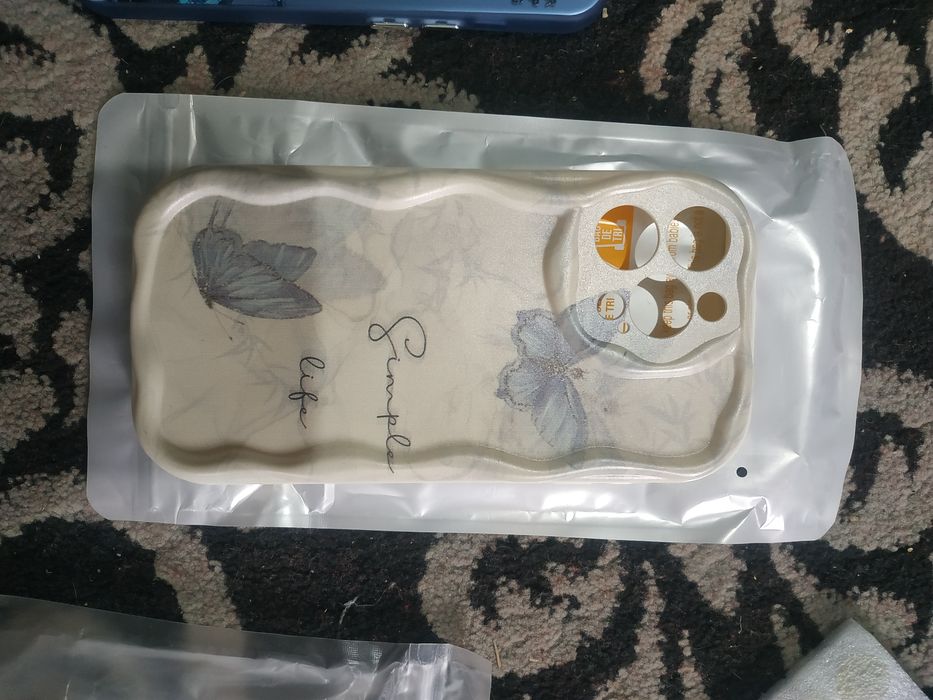 iPhone 15 pro max va iPhone 13 uchun chexol