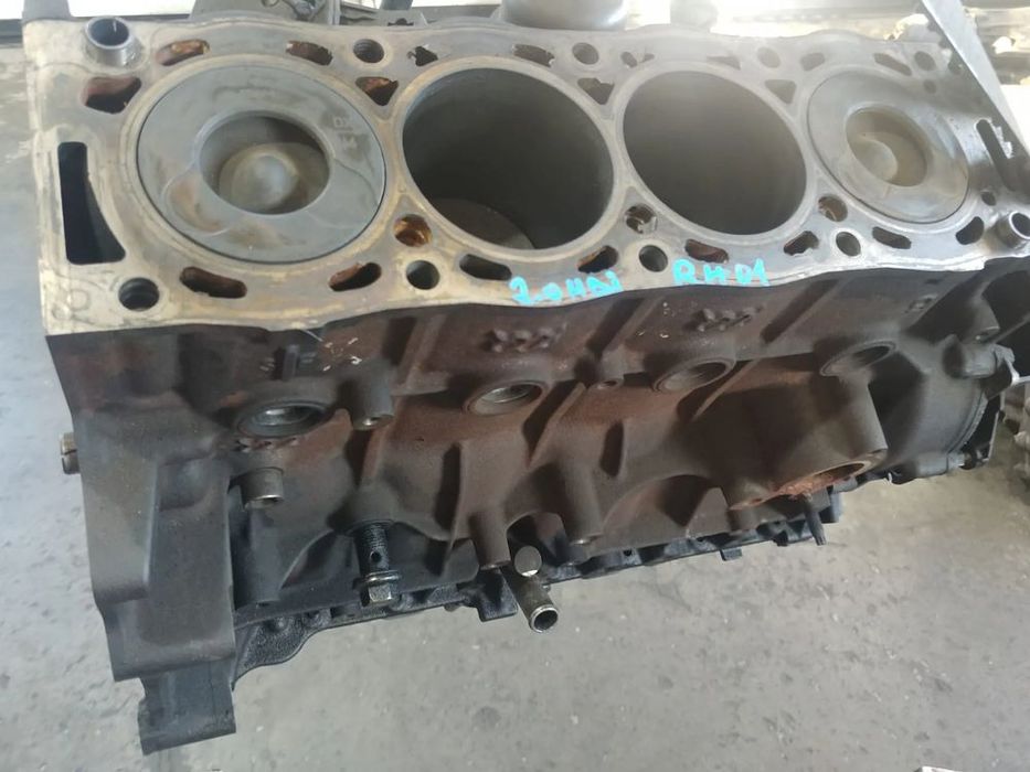 bloc motor 2.0 hdi rh01 peugeot 508 expert 3008 5008  citroen c5