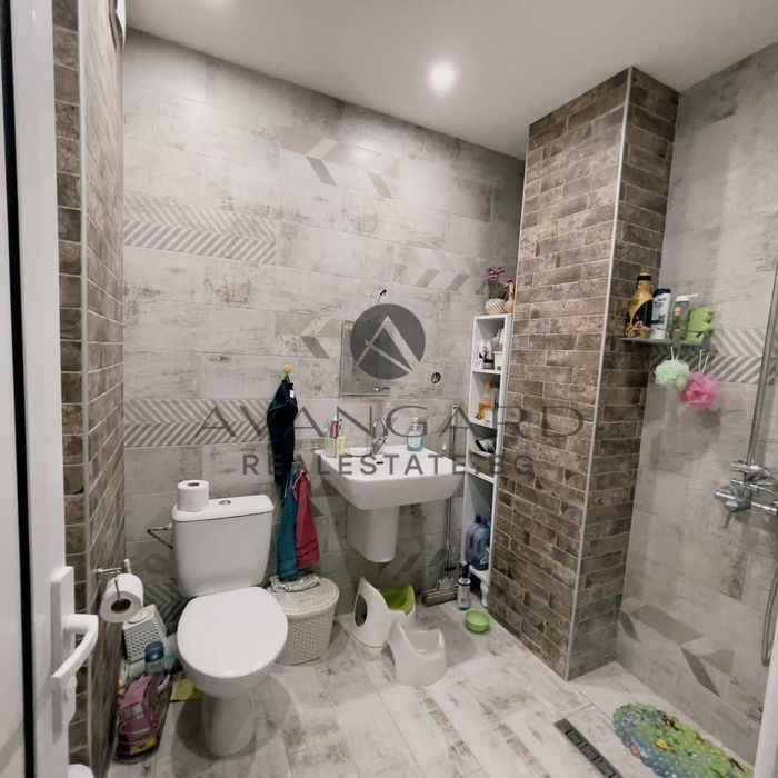 Продава се Къща в с. Брестник, Област Пловдив - 324 кв.м за 551 €/кв.м - Снимка #6