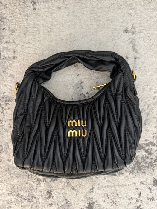 Geanta Miu Miu neagra