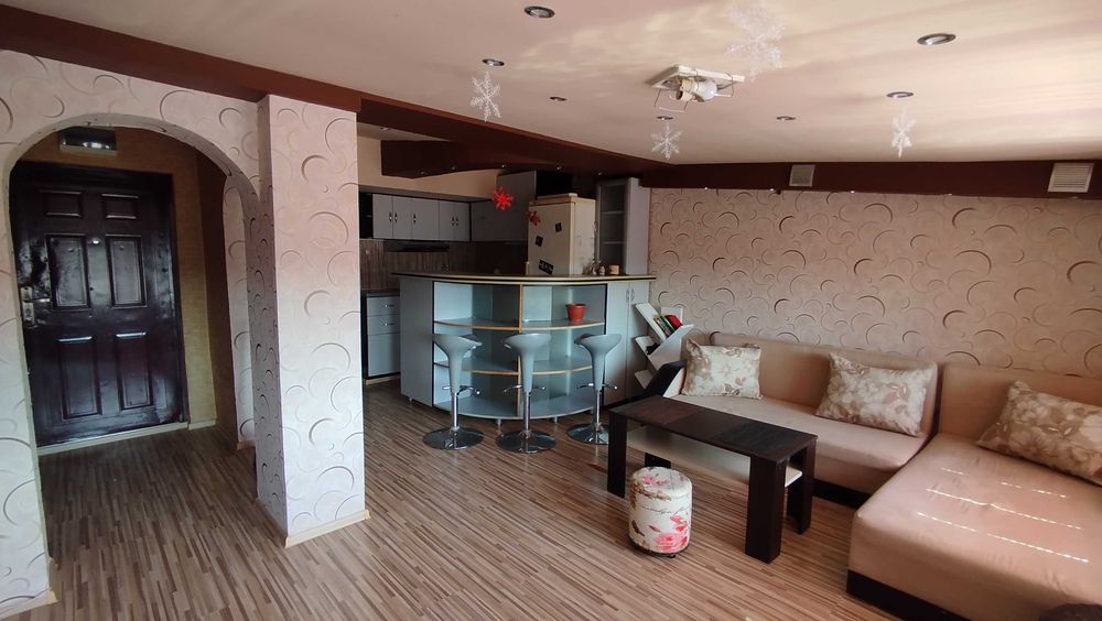 Продава се Ателие в Плевен, Широк център - 52 кв.м за 1097 €/кв.м - Снимка #6