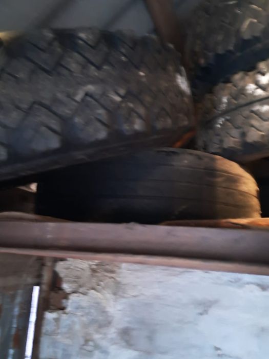 Продам шины Нива