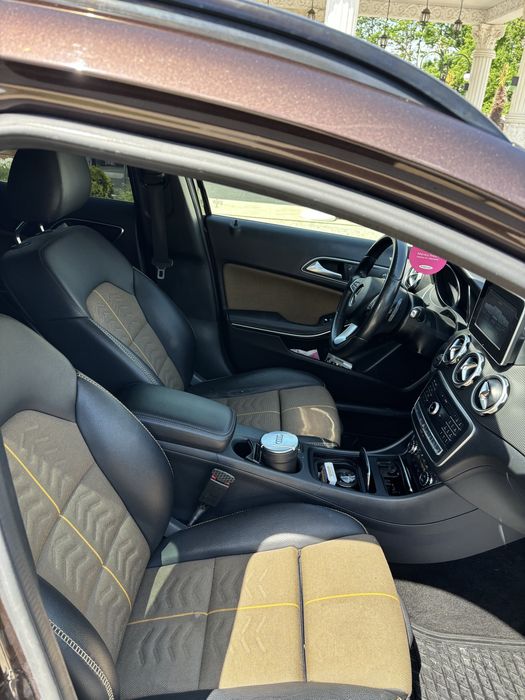 Mercedes Benz GLA