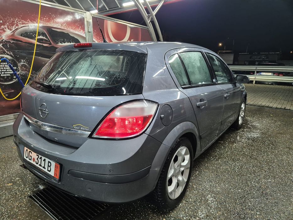 OPEL Astra 2004 — imagine 4