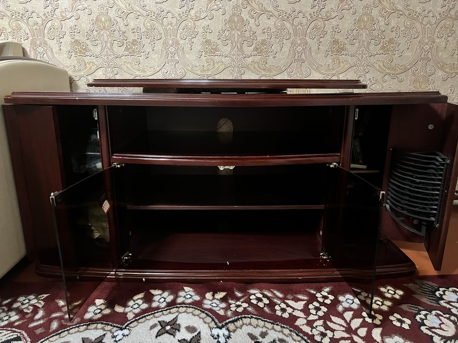 Комод тумба под телевизор