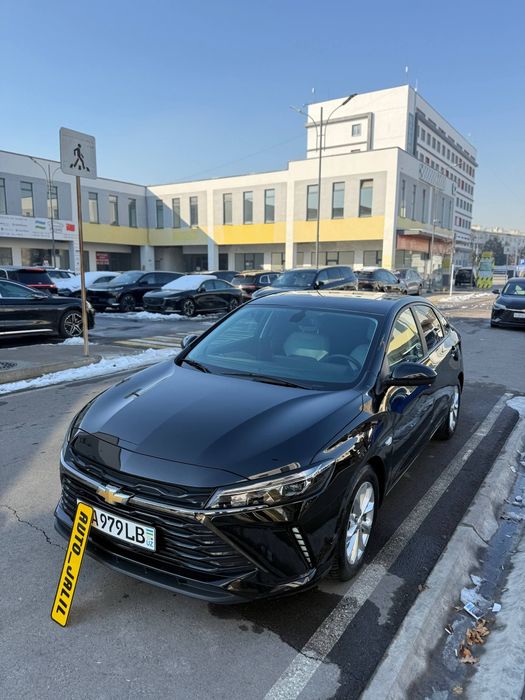 Monza 1,5 l 2023 yil 14700$