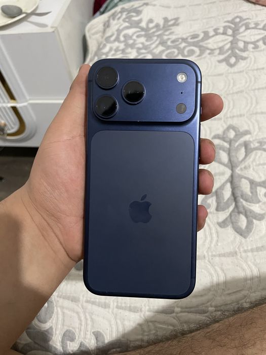 17 про мах 256гб