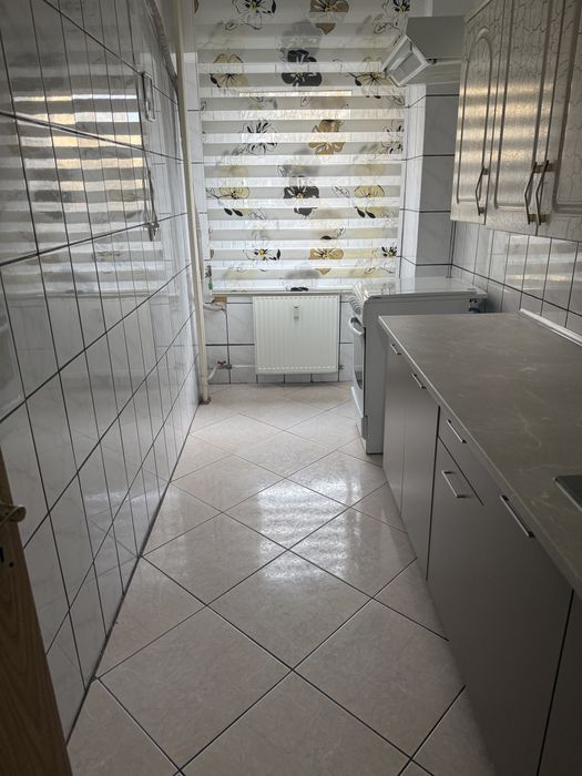 Inchiriez garsoniera Piata Sudului