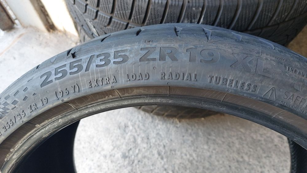 Летни гуми 255/35/19 Continental SportContact7 2 броя