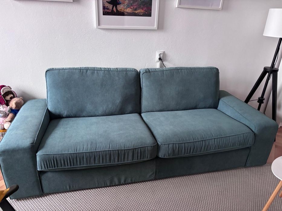Canapea fixă nefolosita