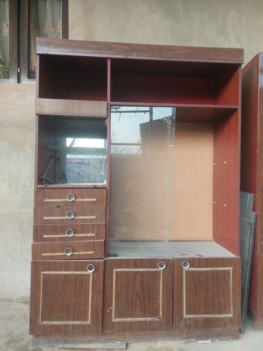 Б/У мебель хаммайоғи бутун , материал қб ишлатса болади