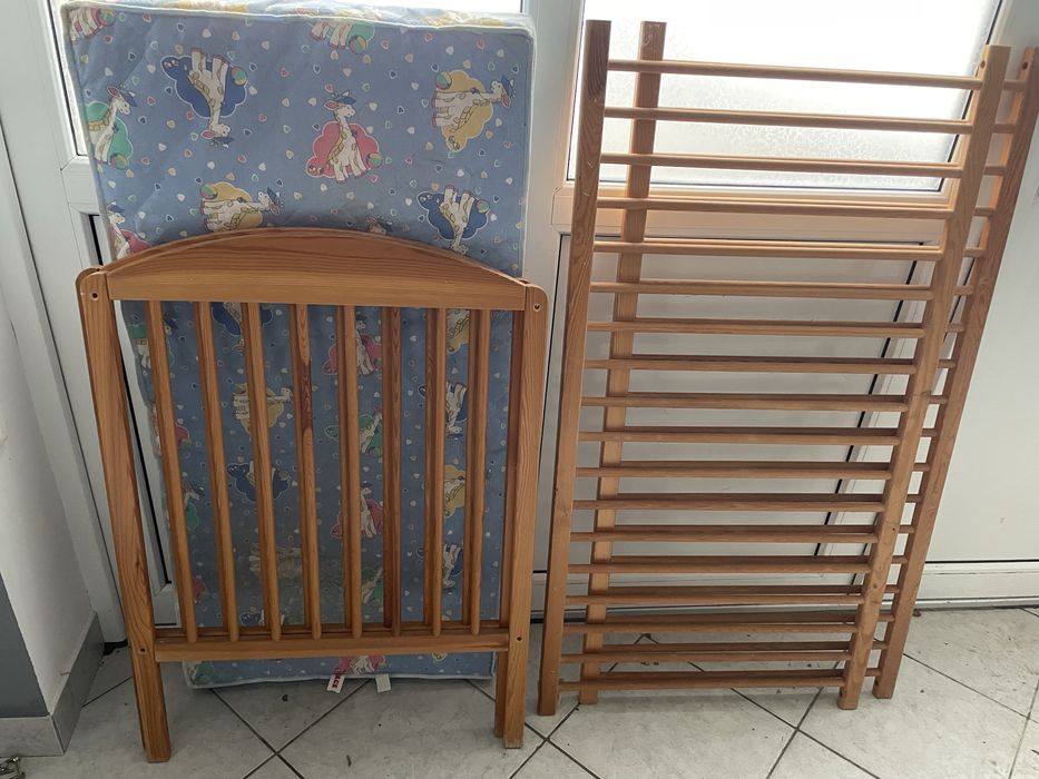 Pătuț  din lemn  pentru copii85/65