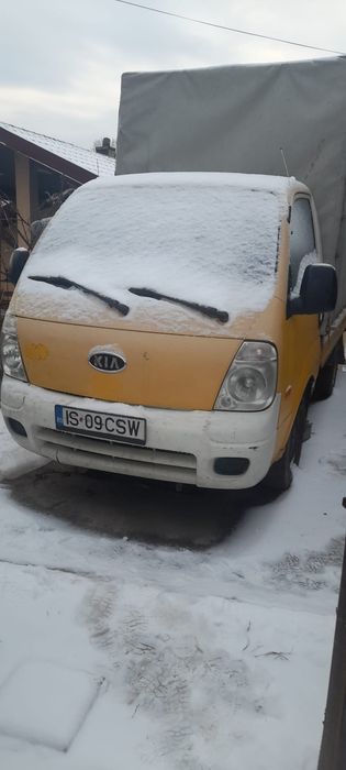 Vând Kya K2500 2007