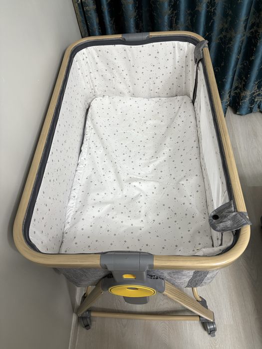 Продаётся манеж