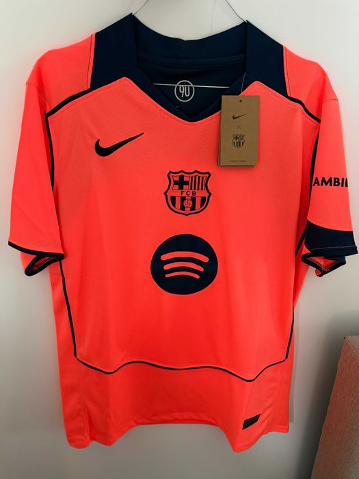 Tricou Barcelona third kit sezonul 2025-2026