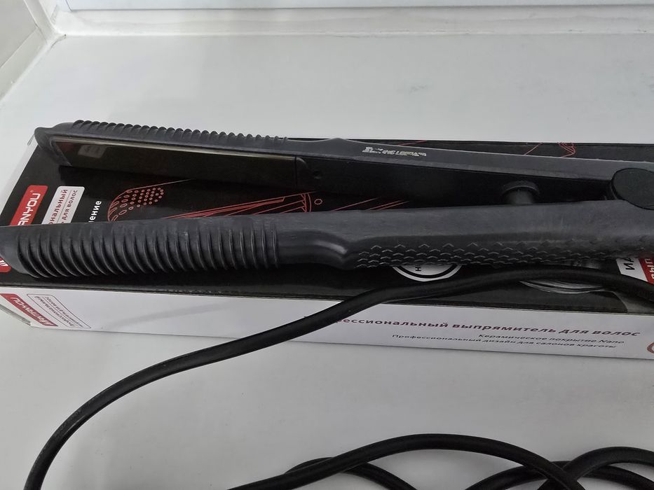 Выпрямитель для волос
