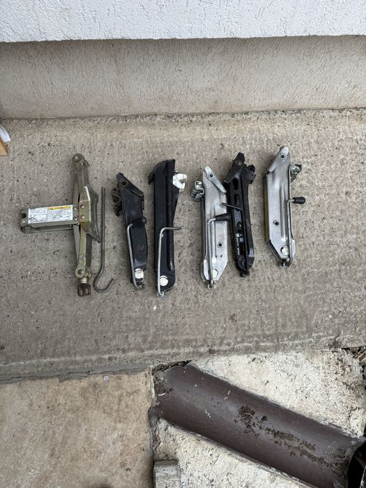 Cric ptr auto diverse tipuri