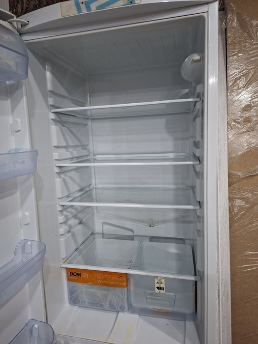 Холодильник Индезит (Indesit)